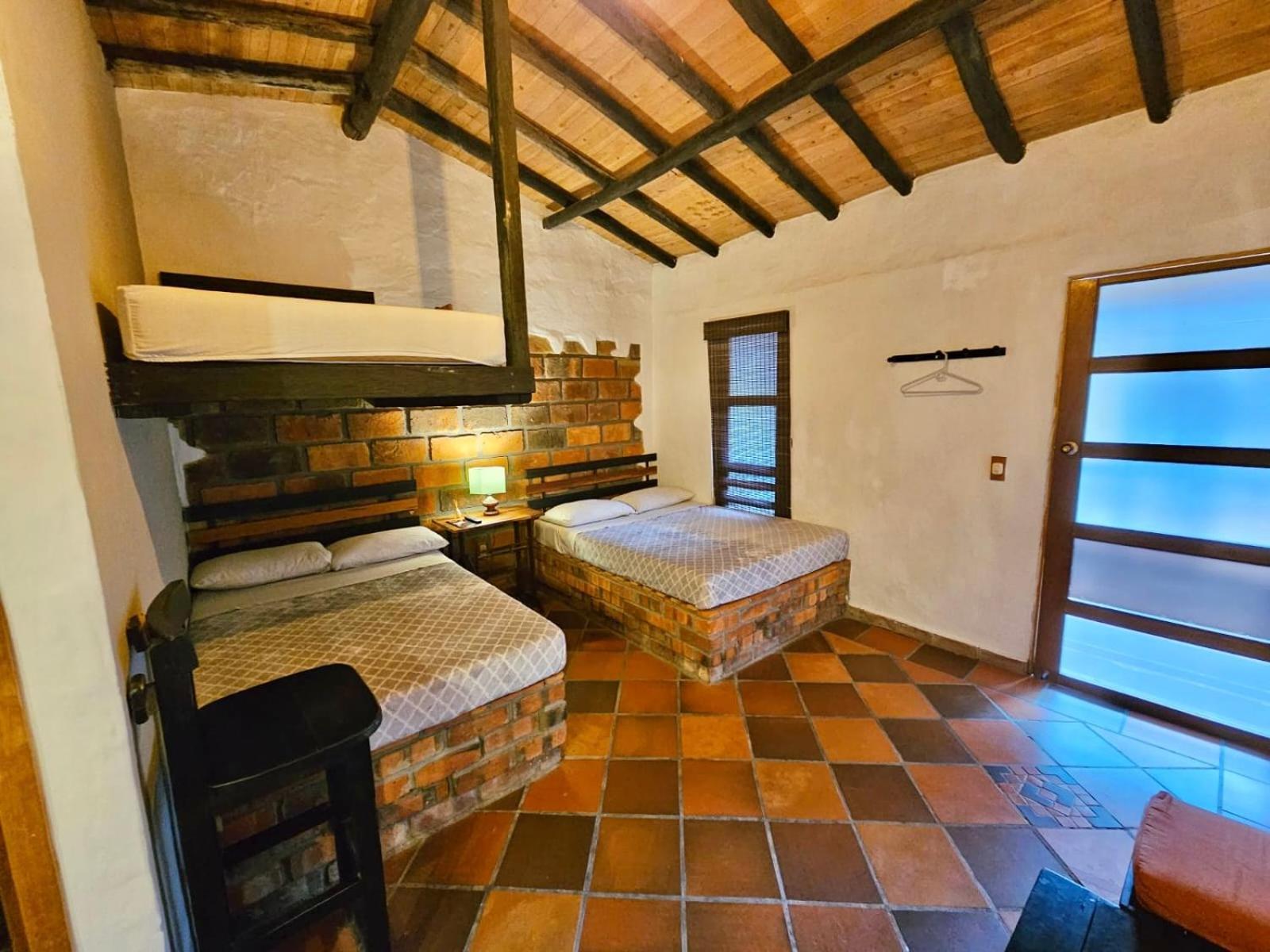 Cabanas Y Hostal Bonanza Mesa De Los Santos Los Santos  Ngoại thất bức ảnh