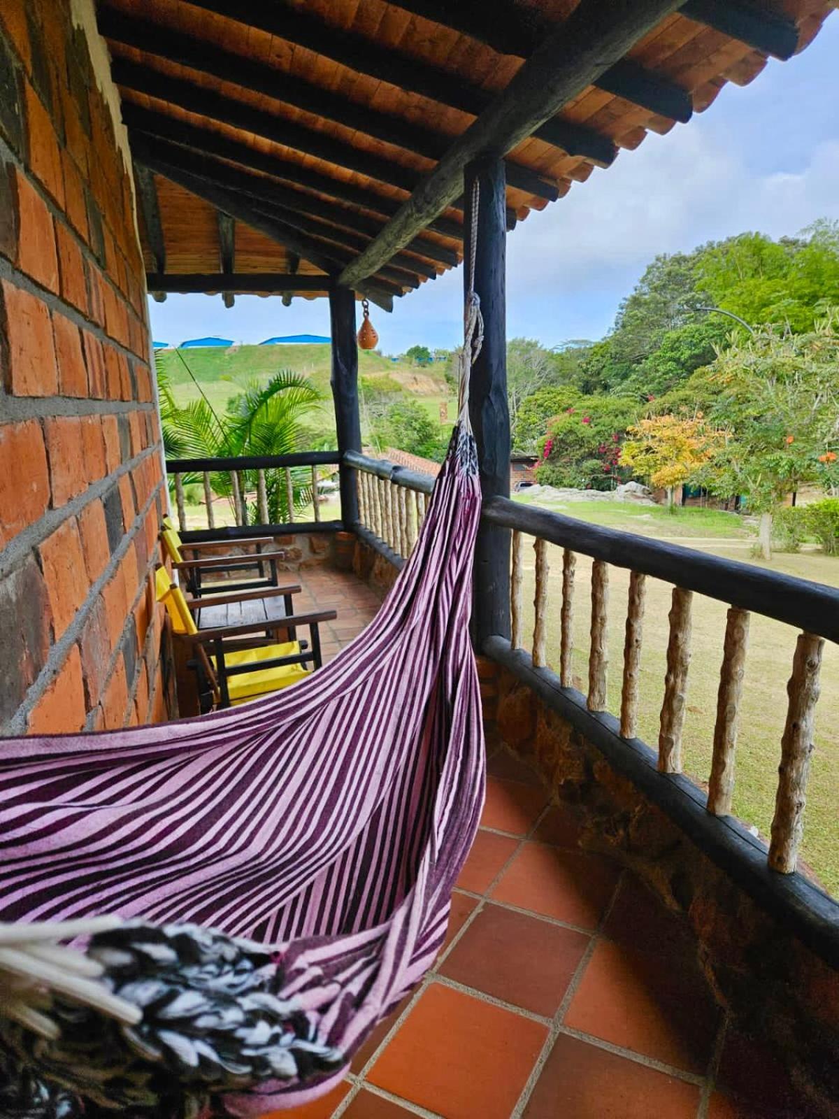 Cabanas Y Hostal Bonanza Mesa De Los Santos Los Santos  Ngoại thất bức ảnh